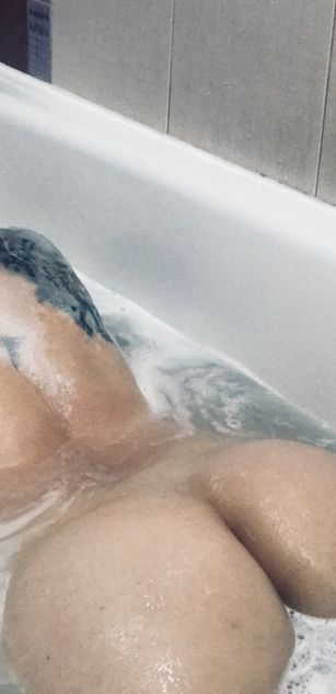 Model - Marta_Katze squirt