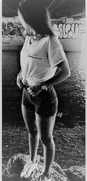 Model - Charlotte Fox girl