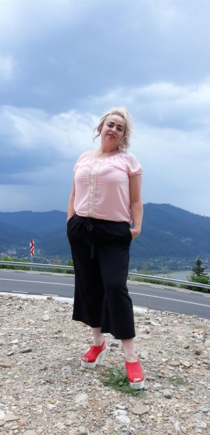 Model - Milfy Sophie dirtytalk