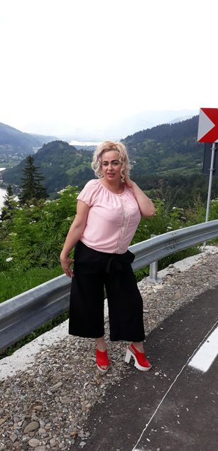 Model - Milfy Sophie dirtytalk