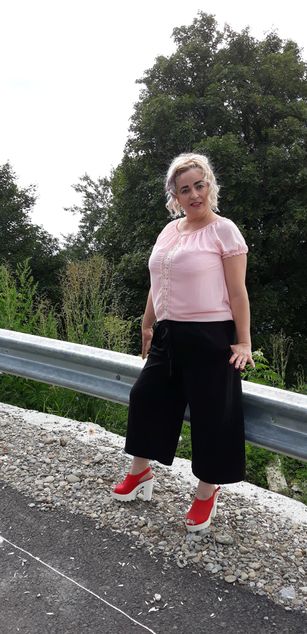 Model - Milfy Sophie dirtytalk