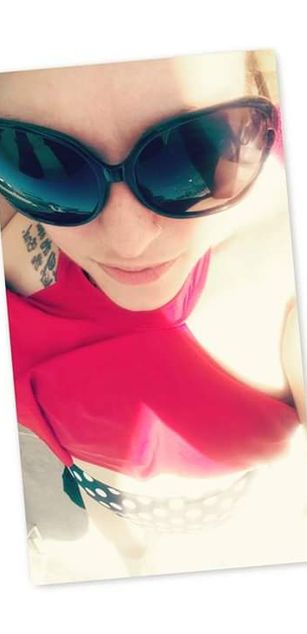 Model - Mandi Cane sexy