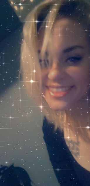 Model - Mandi Cane sexy