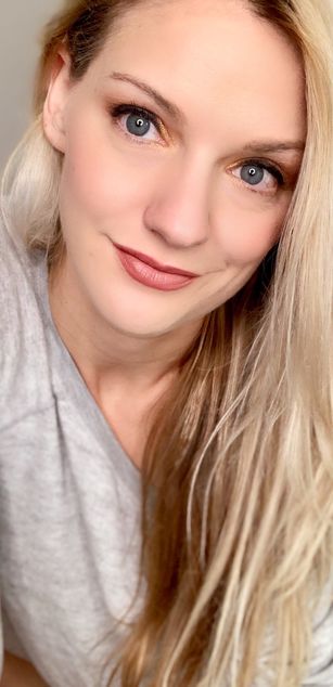 Model - Allie Awesome joi