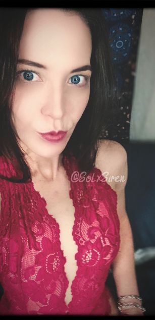 Model - Jolene Harper petite