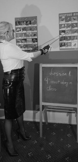 Model - Ukmistress femdom