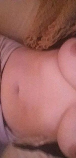 Model - Petfucktoy curvy