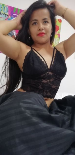 Model - miawillson pussy