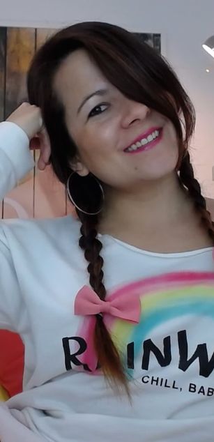 Model - Valeria C ass