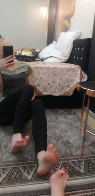 Model - Mistress Lady Quinn cuckold