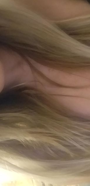 Model - KellySquirts horny