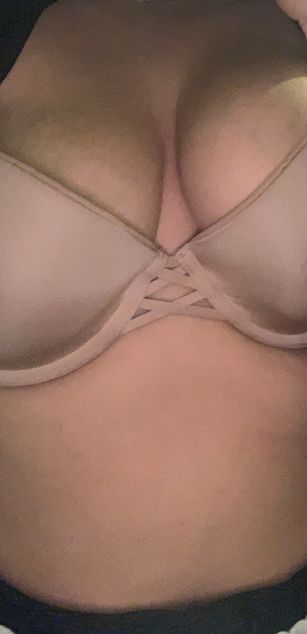 Model - Olivia roleplay