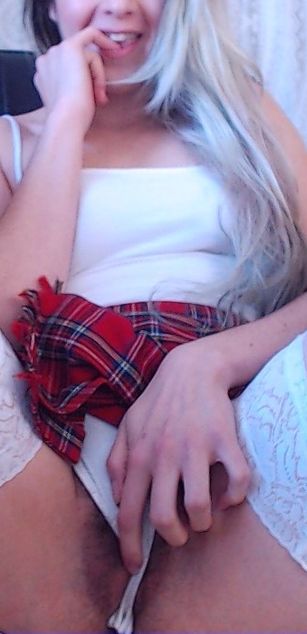 Model - IvyBerry fetish