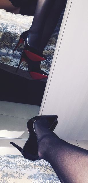 Model - ErissLilith mistress