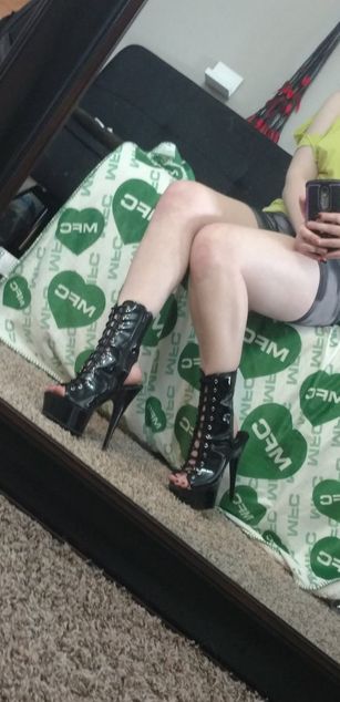 Model - Minny Minx sexy