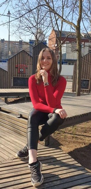 Model - Julilove beautiful