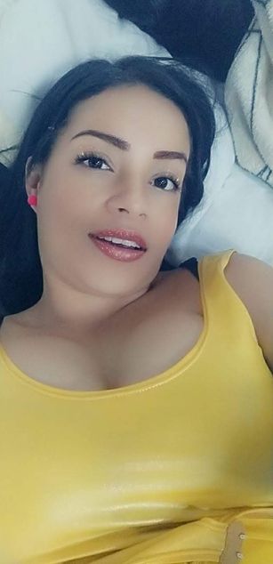 Model - Olivia Manson sexy