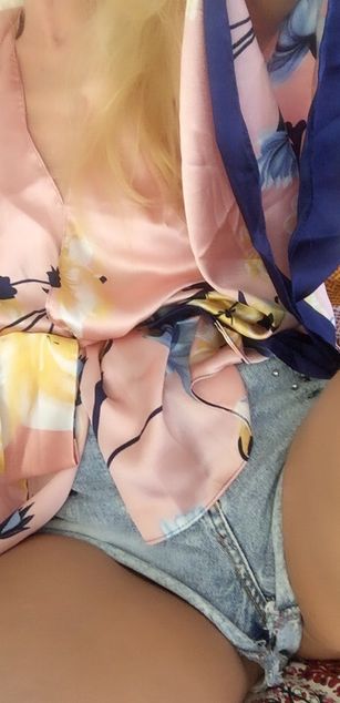 Model - MissEly milf