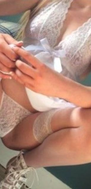 Model - Skye White classy