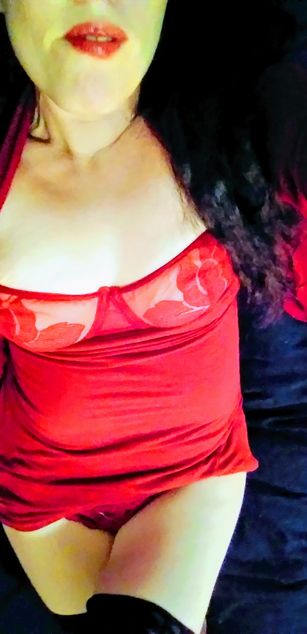 Model - Amanda Damsel roleplay