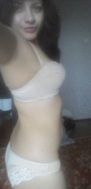 Model - LoriGloss roleplay