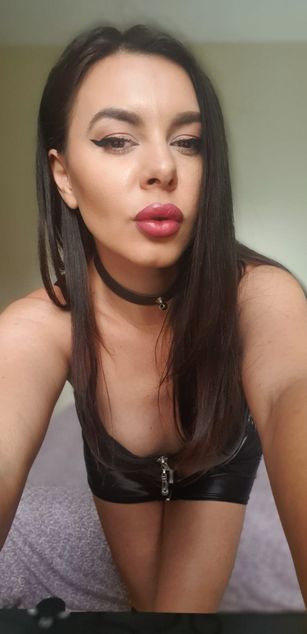 Model - BlackQueen69 fetish