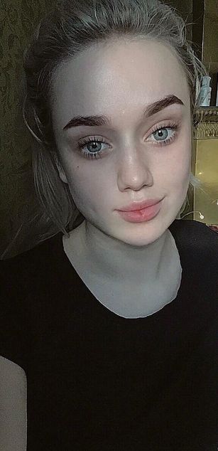 Model - FionaPowerpuff deepthroat