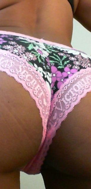 Model - Corrine Daily boobs