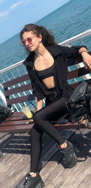 Model - EveeaSins toys