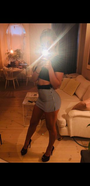 Model - Jessy X bigtits