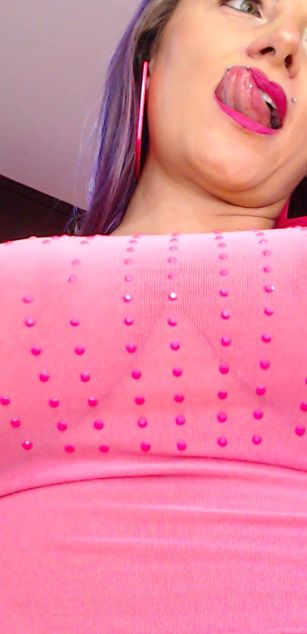 Model - Daniela deepthroat