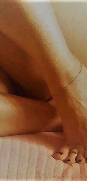 Model - Mistress Maya36 dildo