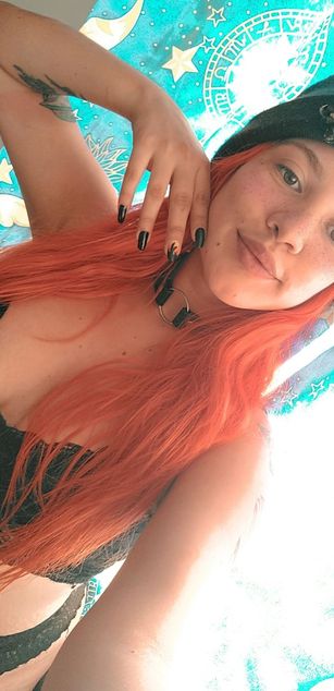 Model - Dulce Lu deepthroat