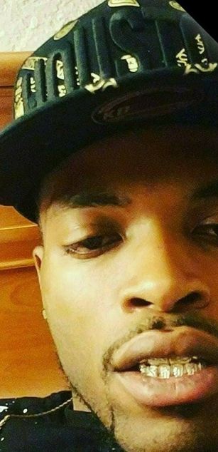 Model - ExclusiveTaste muscular