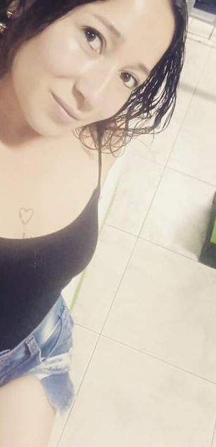 Model - emily poppy deepthroat