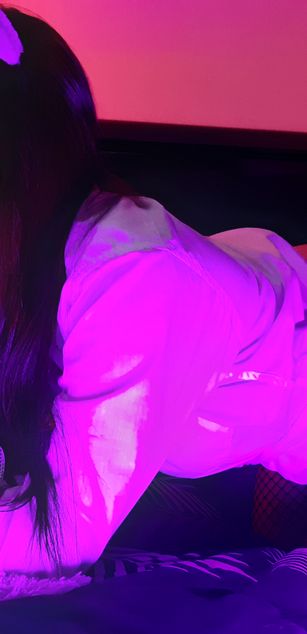 Model - DollBadKitty squirt