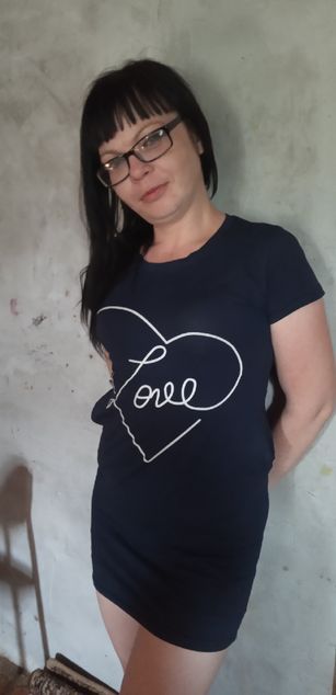 Model - ElliRos striptease