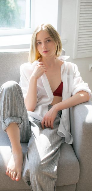 Model - EllyMur deepthroat