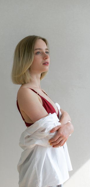 Model - EllyMur deepthroat