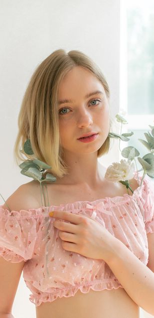 Model - EllyMur deepthroat