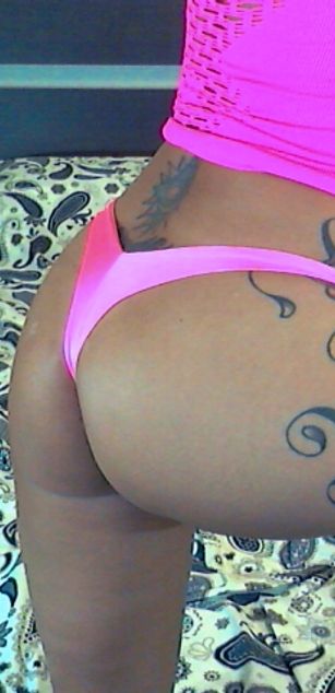 Model - Addicted2YouX longlegs