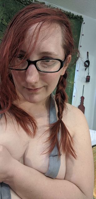 Model - WickedAphrodite deepthroat