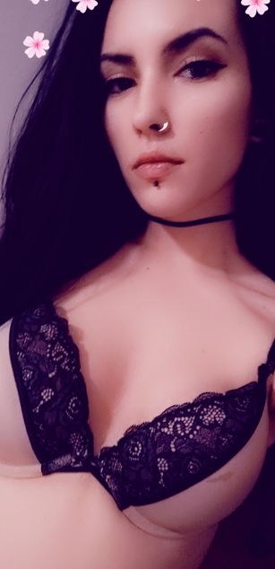 Model - Moonlight Luminescence kinky