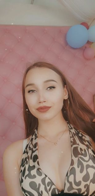 Model - UniceMoon strip