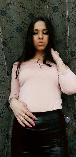 Model - Leila Baby dirtytalk