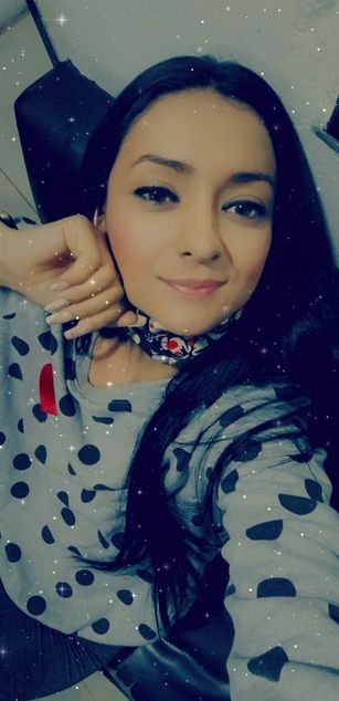 Model - Sofia Ross latina