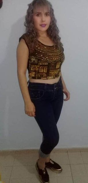 Model - Ginella bigtits