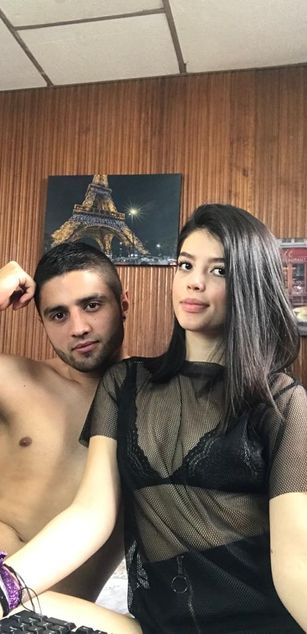 Model - Madeleine and Antonie bigeyes