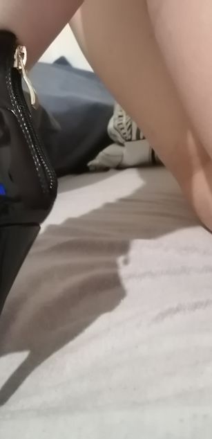 Model - Giselle bigtits