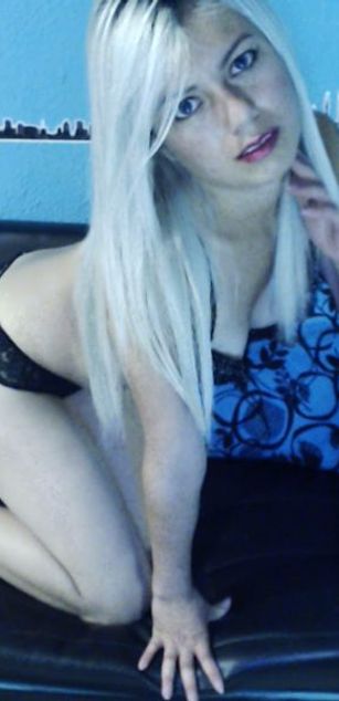 Model - nina beauty 2